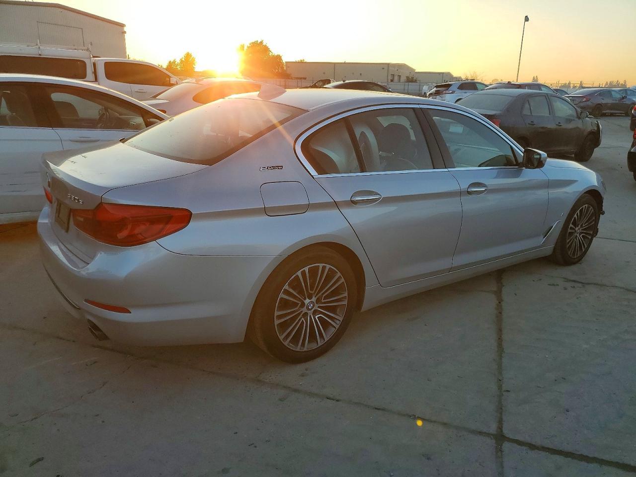 2018 BMW 530e