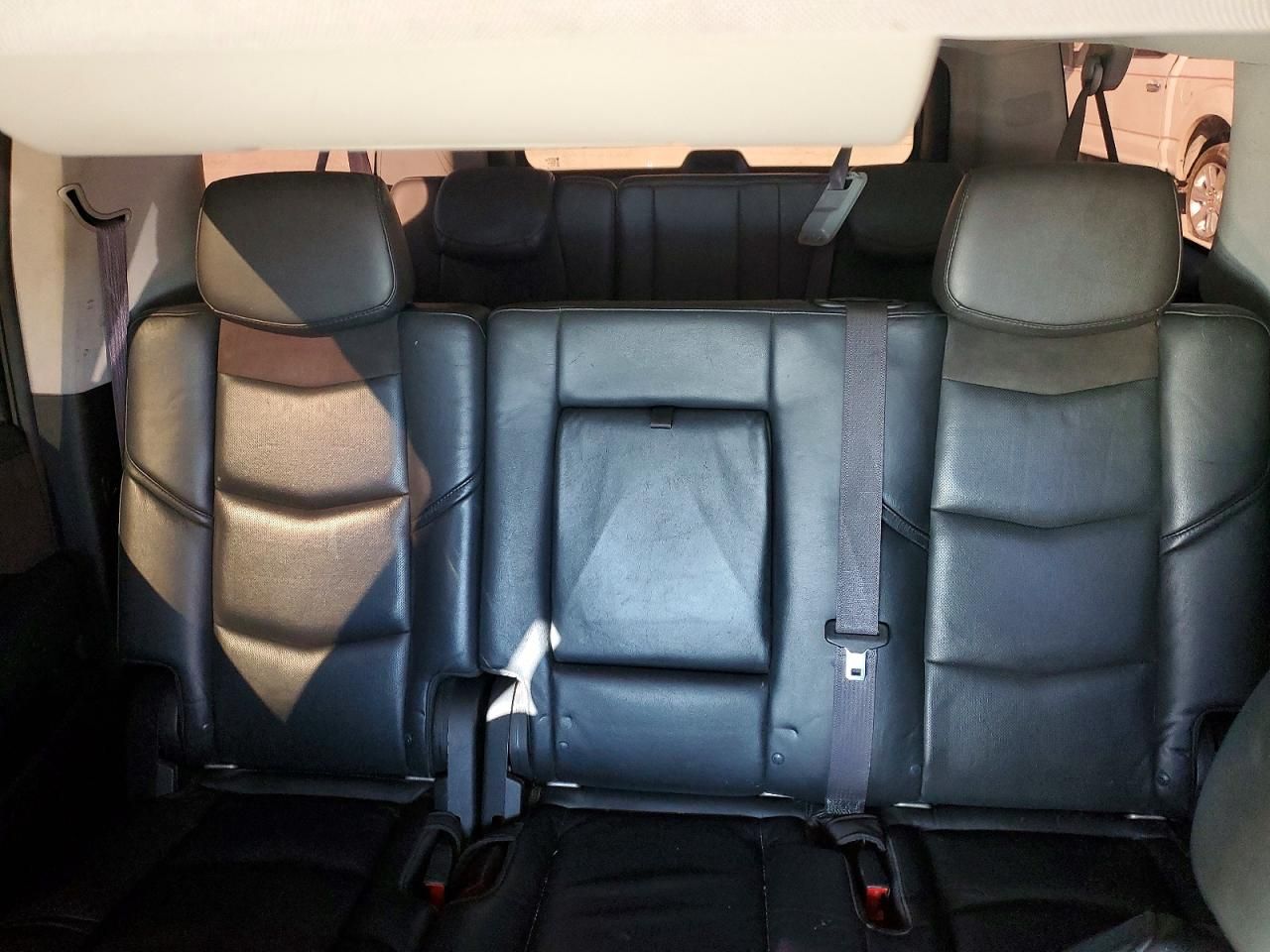 2016 Cadillac Escalade esv Luxury