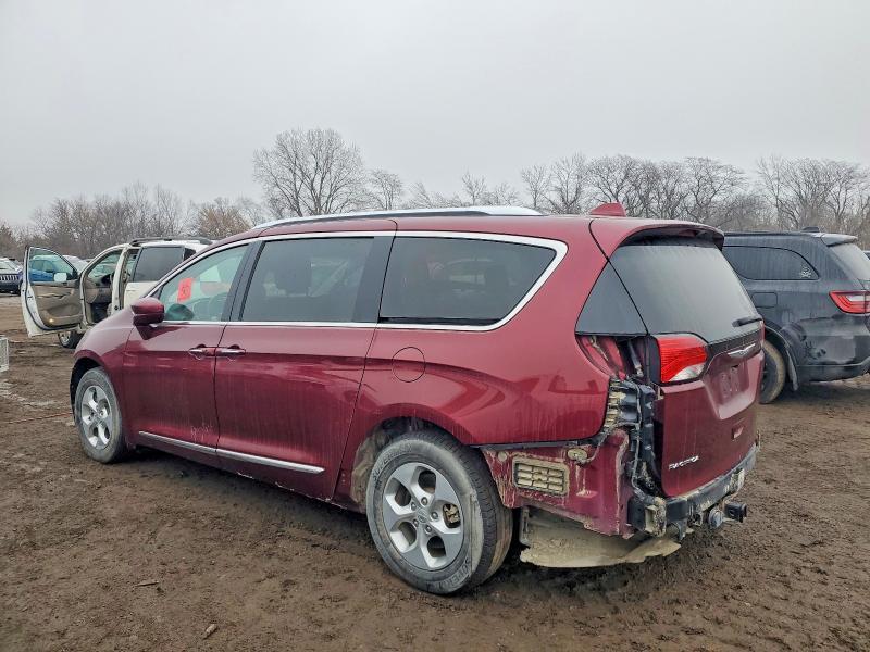 2017 Chrysler Pacifica Touring l Plus