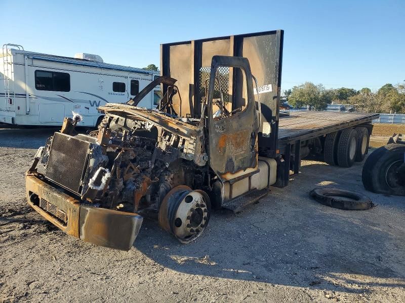 2015 Freightliner M2 106 Medium Duty