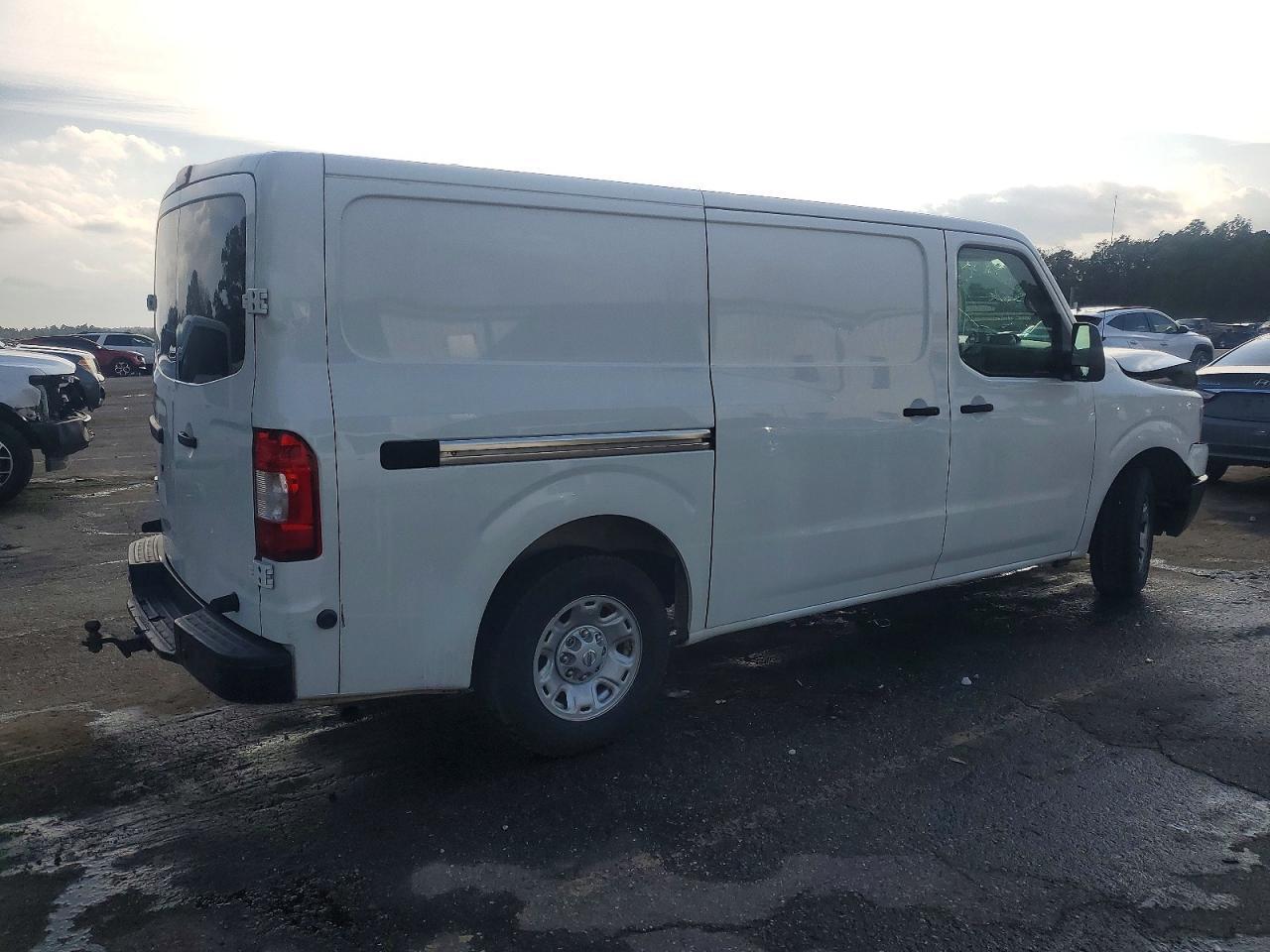 2020 Nissan NV 1500 SV