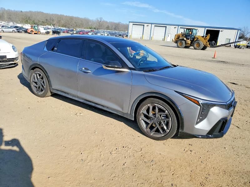 2025 KIA K4 gt Line