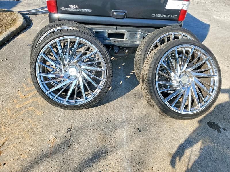 2003 Chevrolet Suburban C1500