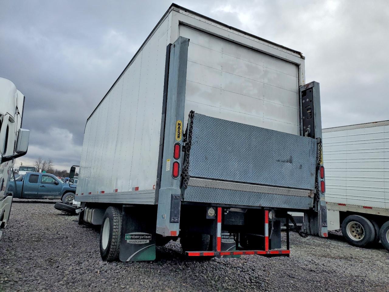 2019 Freigliner 2019 Freightliner Business Class M2 BOX Truck