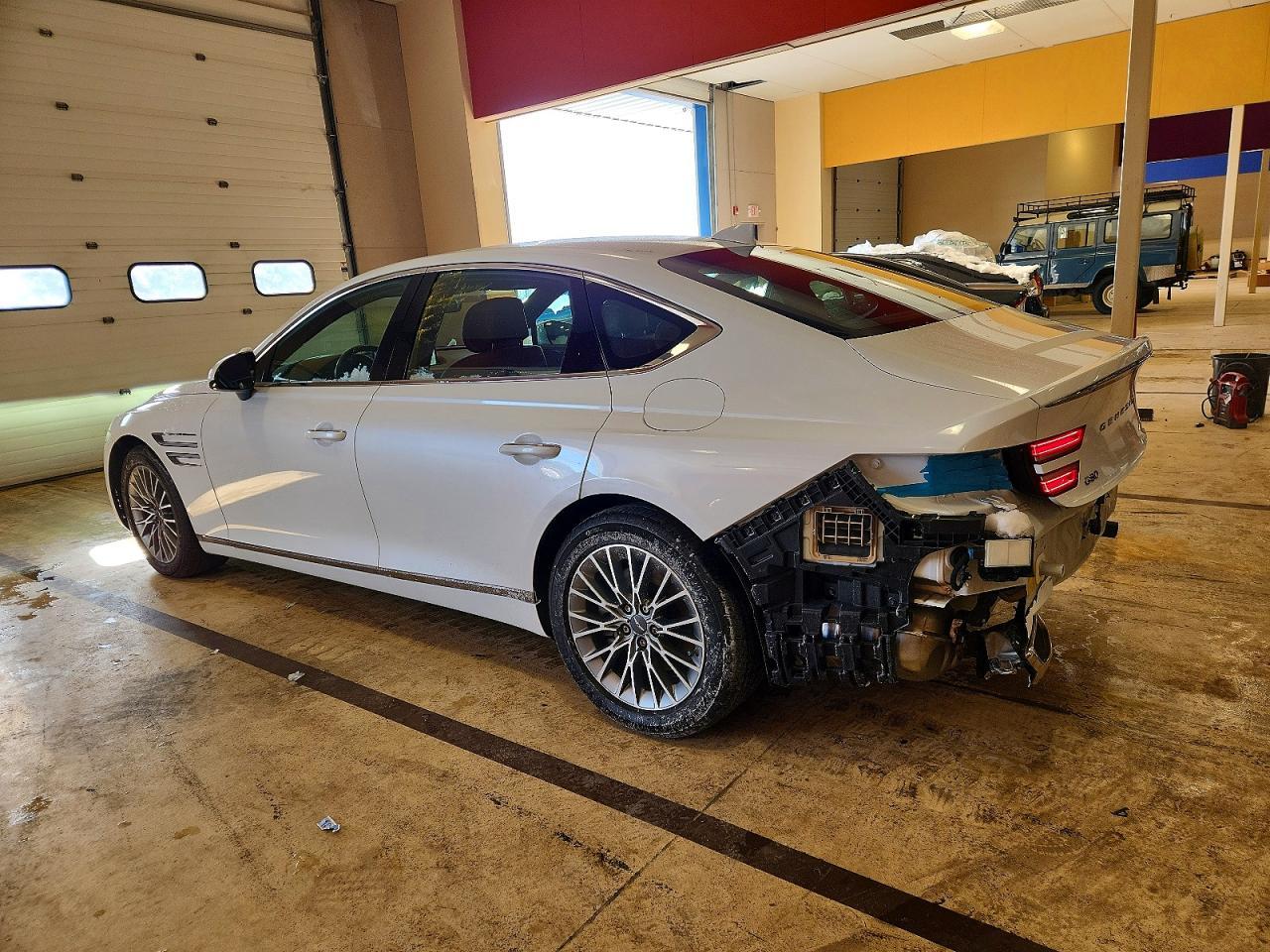 2023 Genesis G80 Base