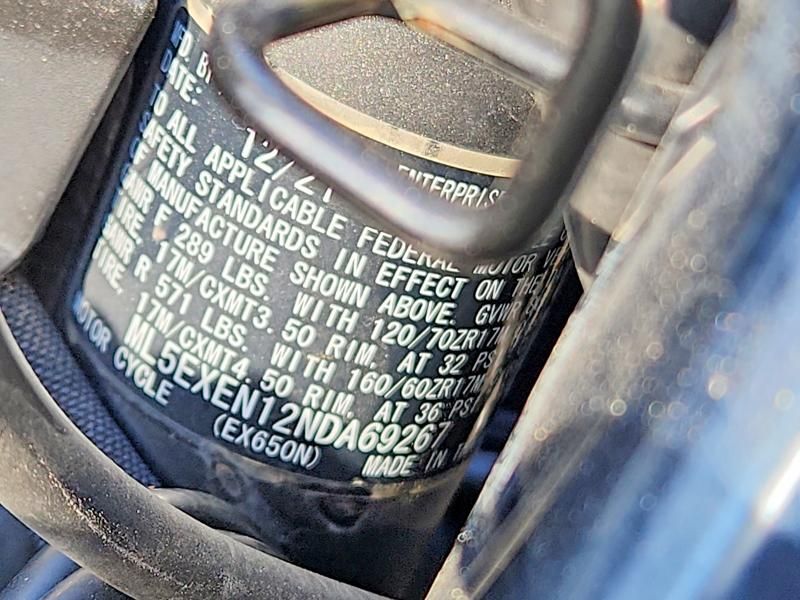 2022 Kawasaki EX650 N