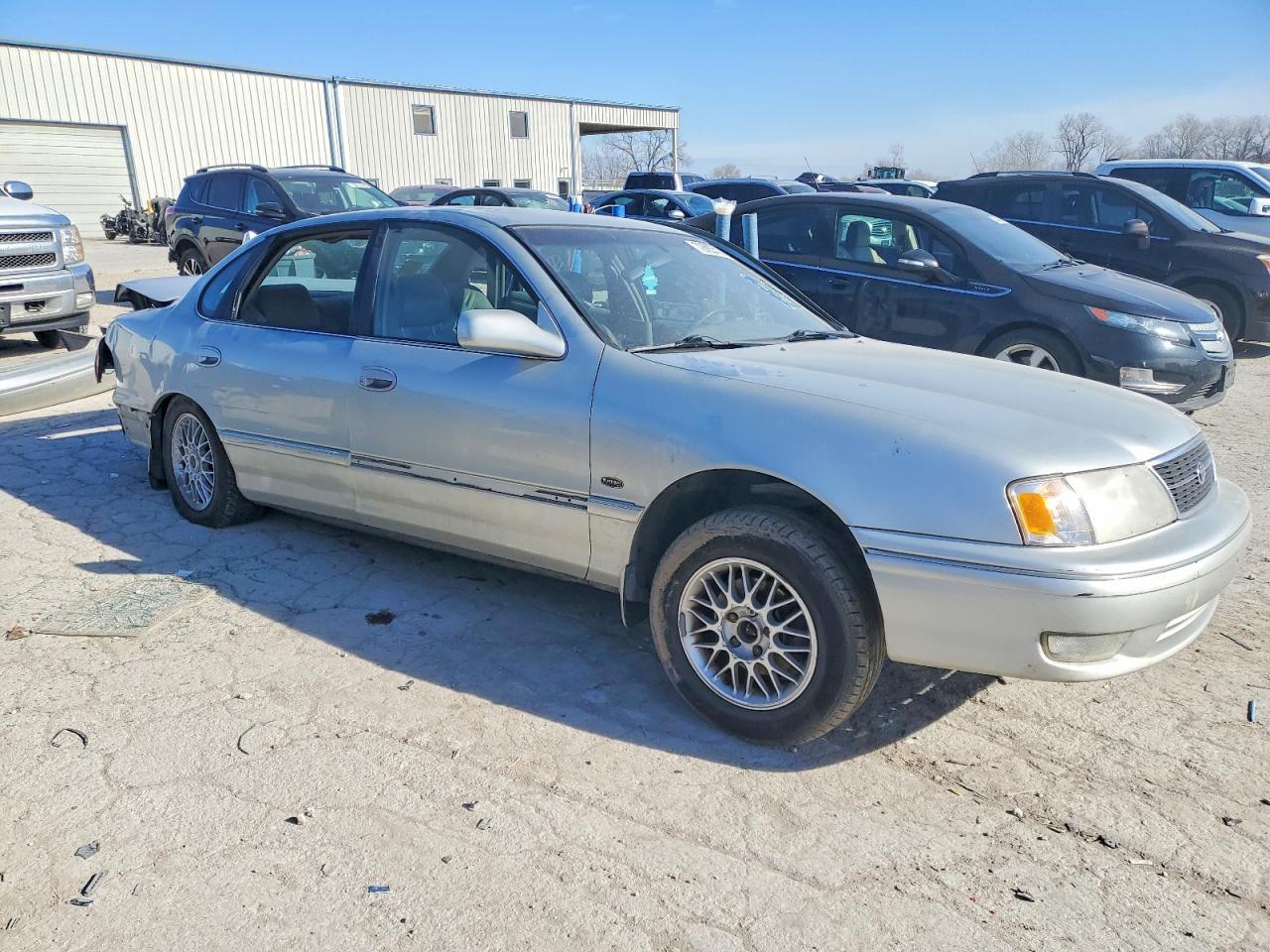 1999 Toyota Avalon xl
