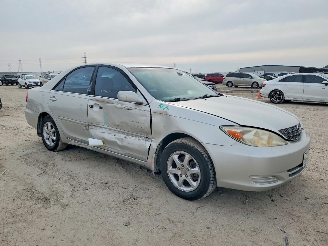 2003 Toyota Camry le