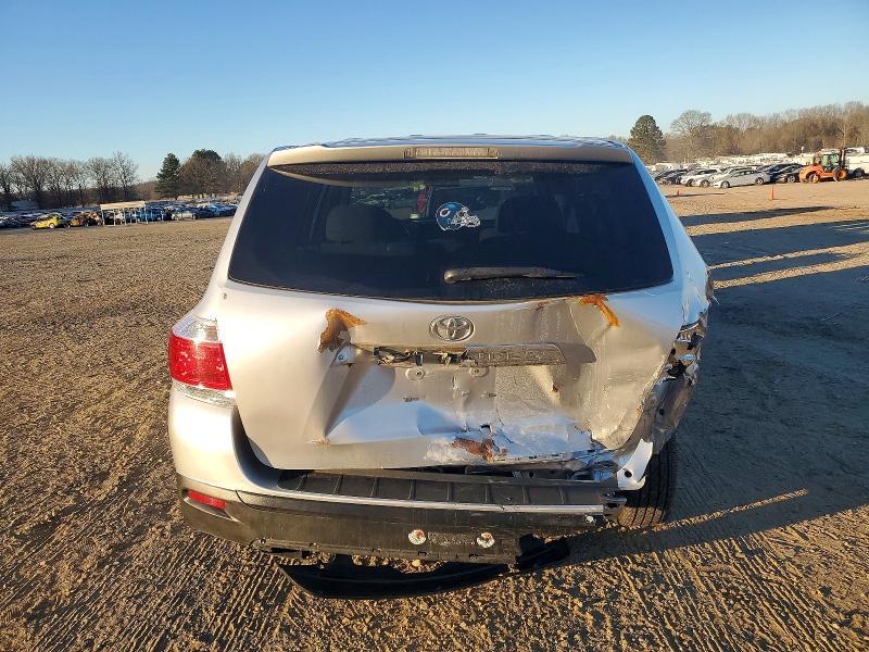 2013 Toyota Highlander Base