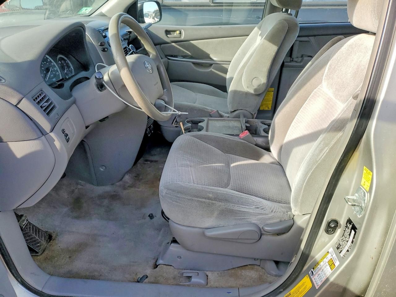 2010 Toyota Sienna ce