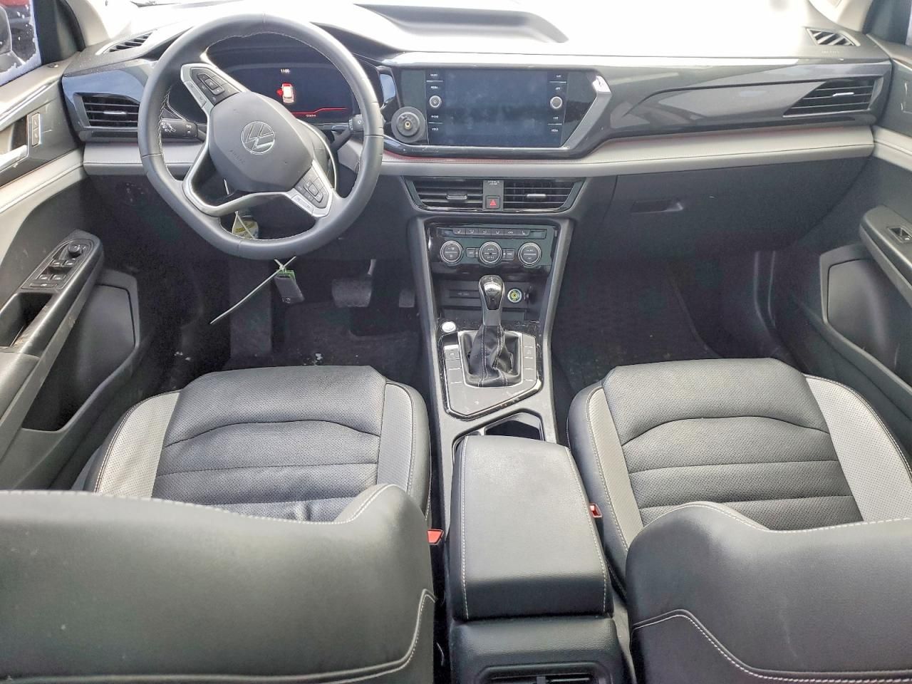 2022 Volkswagen Taos sel