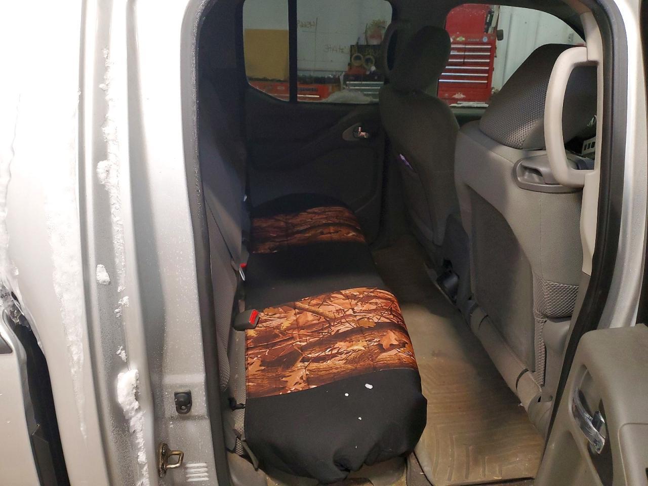 2014 Nissan Frontier SV