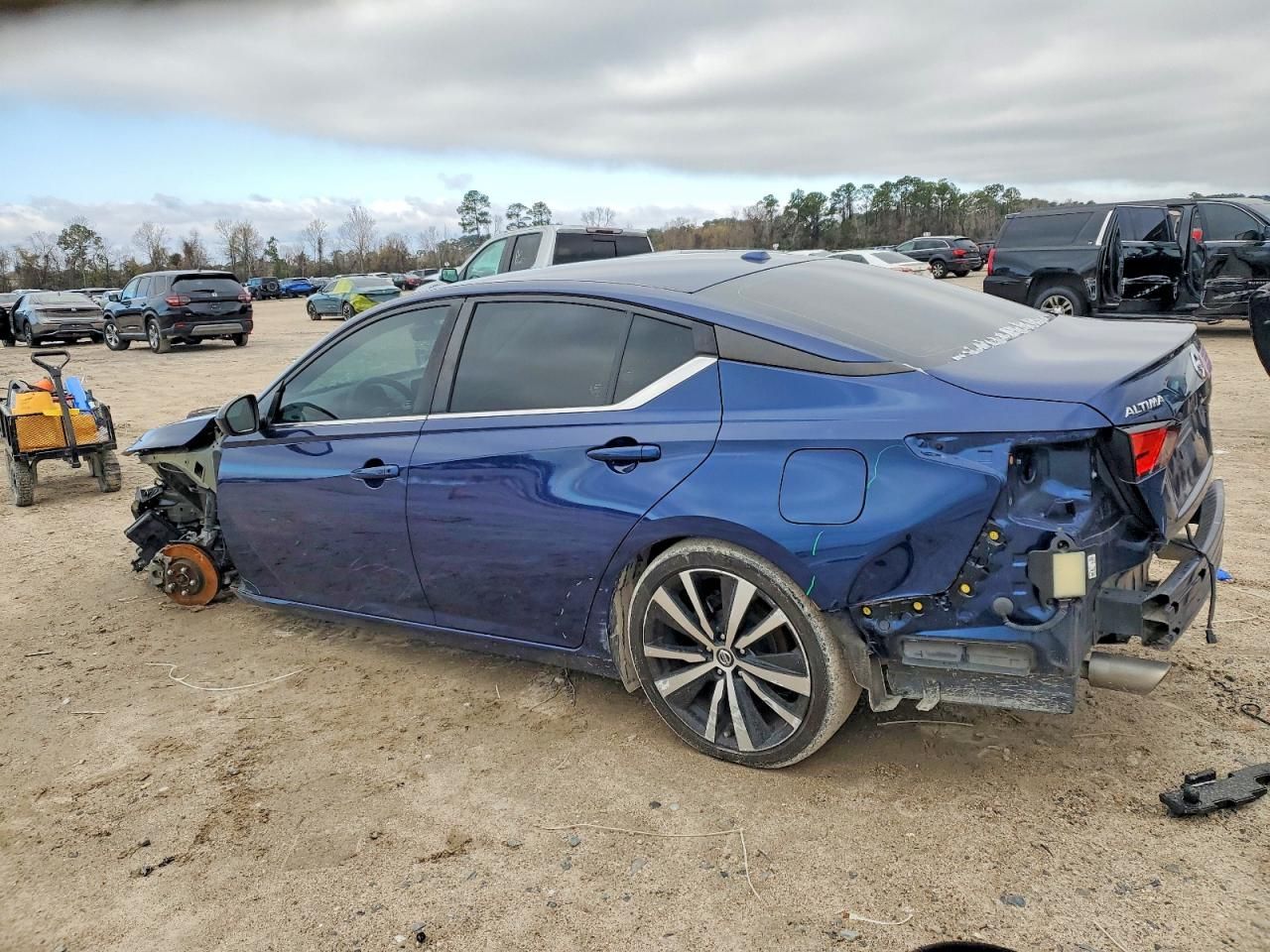 2022 Nissan Altima sr