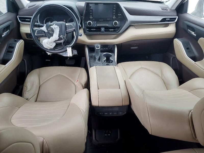 2021 Toyota Highlander xle