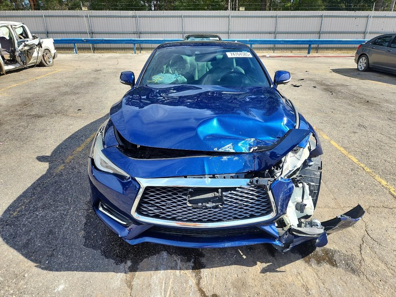 2017 Infiniti Q60 Premium