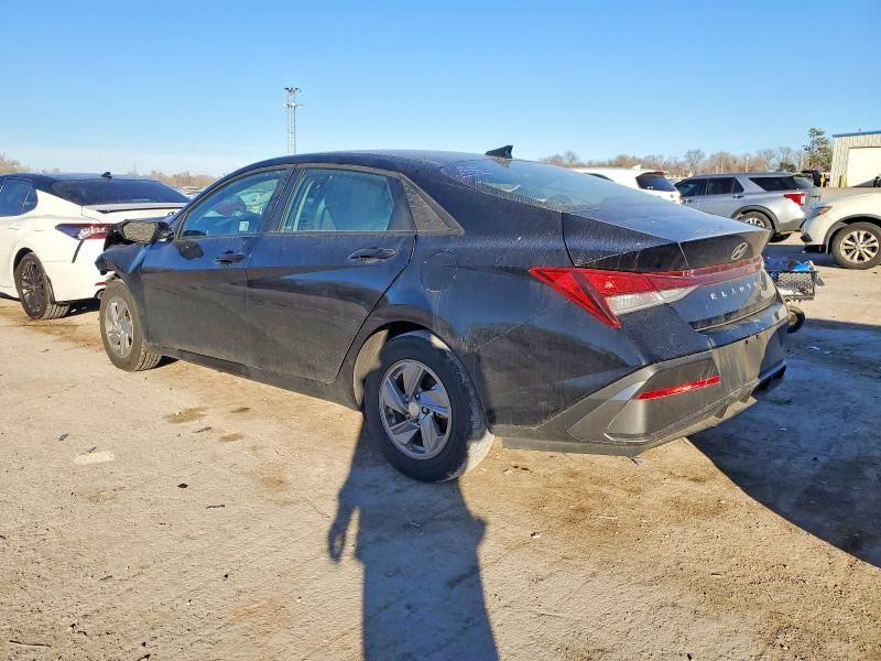 2025 Hyundai Elantra se