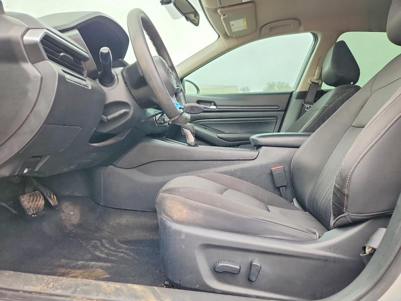 2019 Nissan Altima s