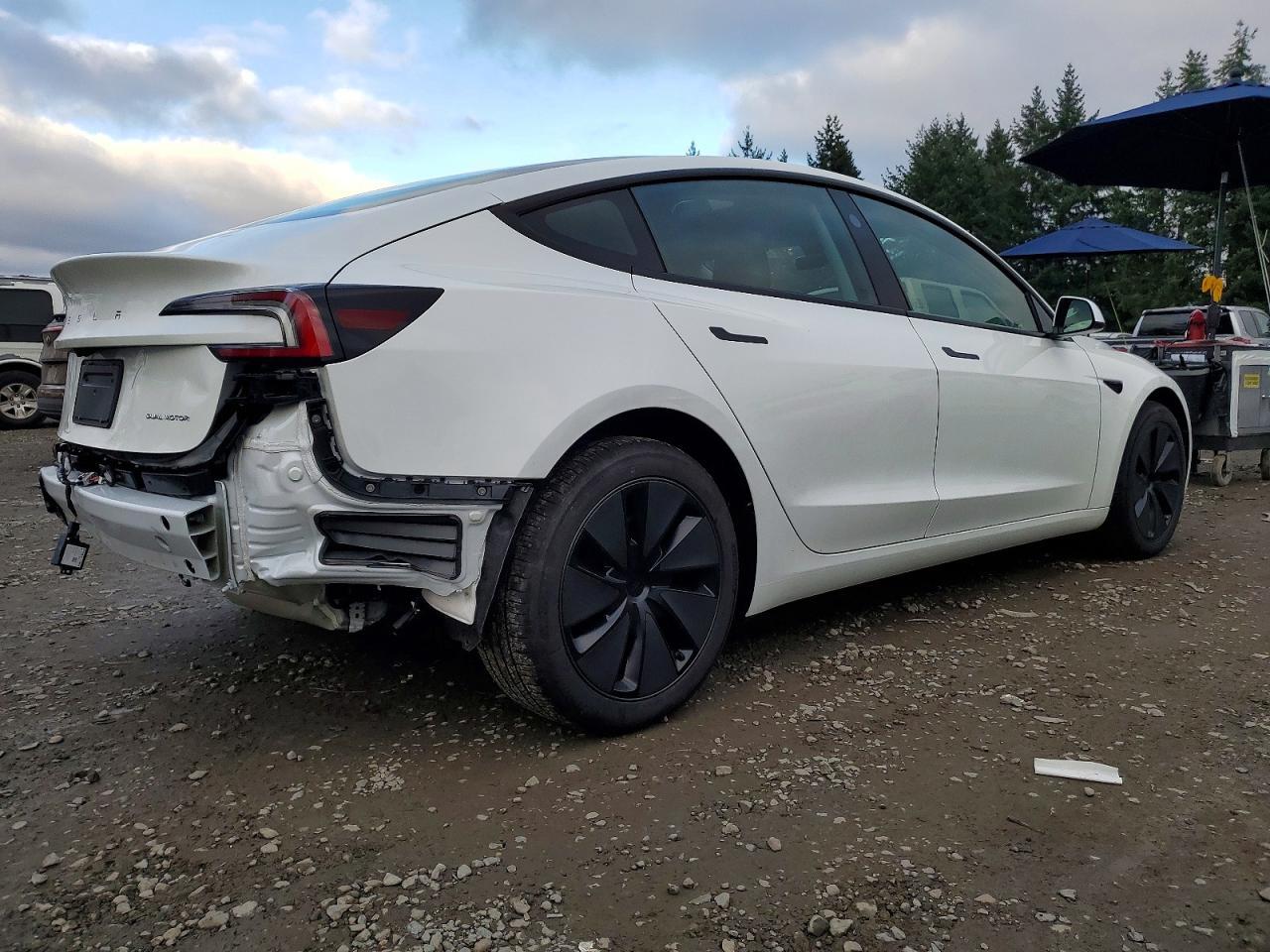 2025 Tesla Model 3