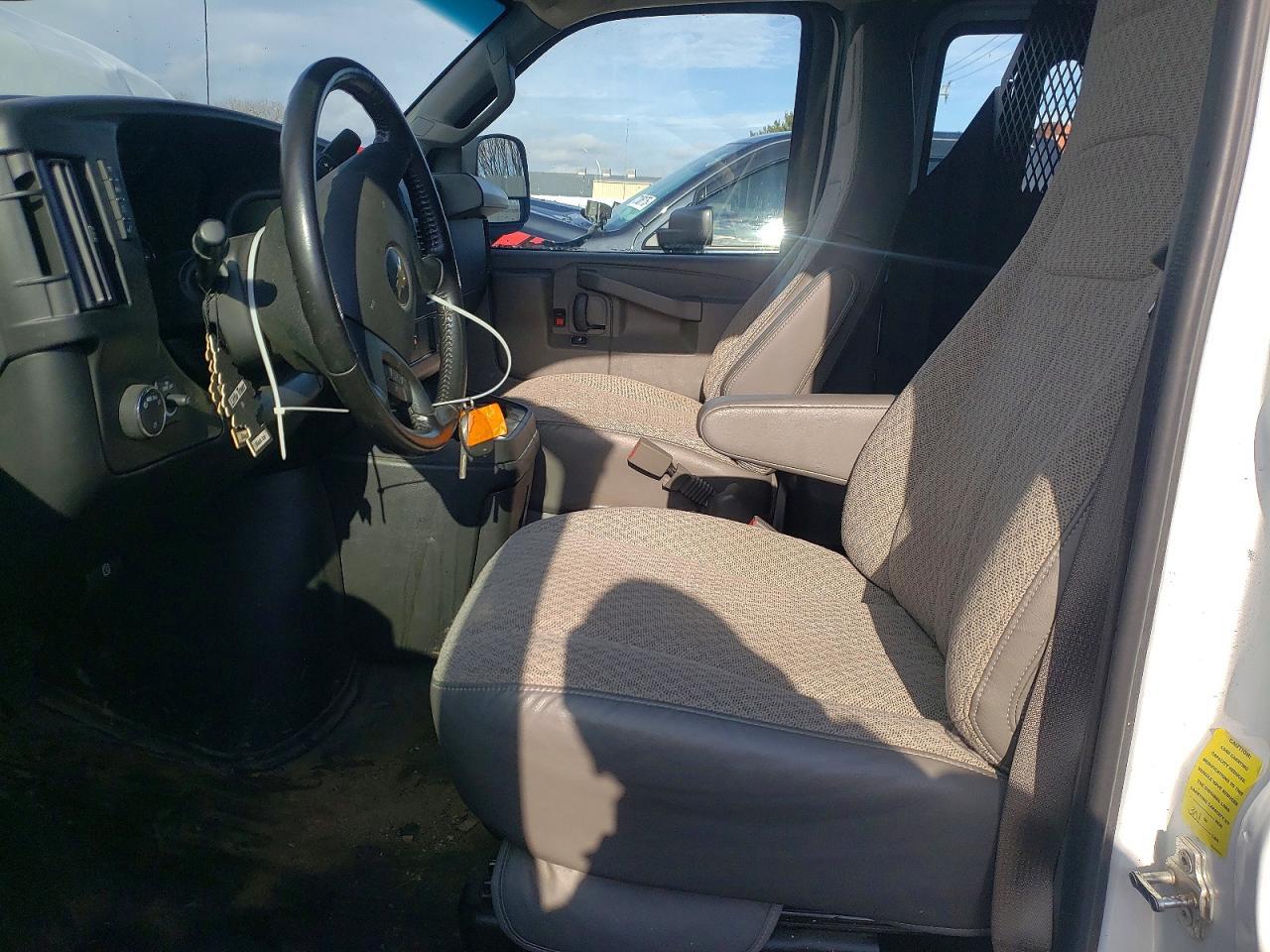 2023 Chevrolet Express G2500