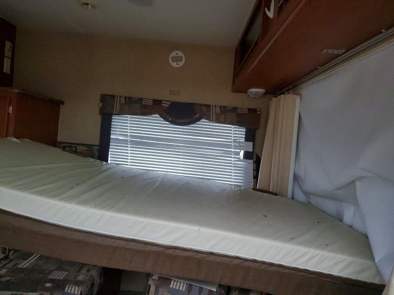 2009 R-Vision Trail Crui