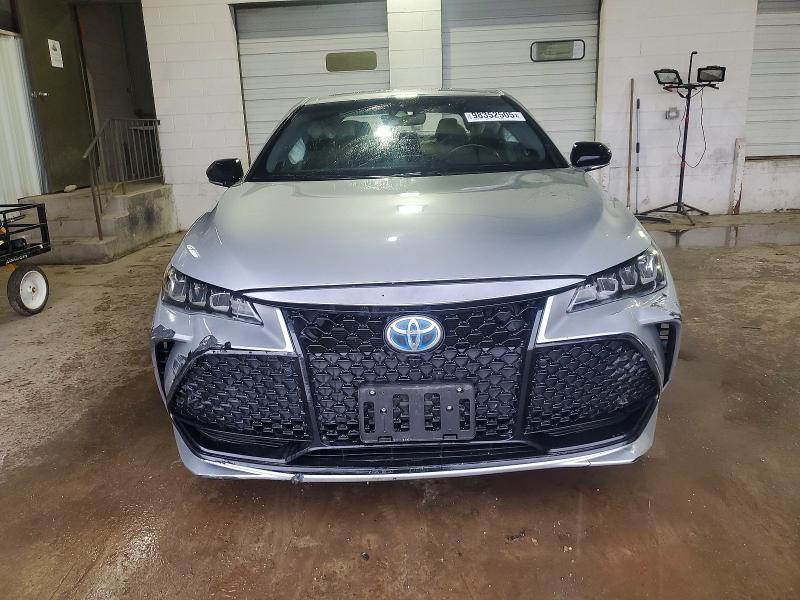 2021 Toyota Avalon xse