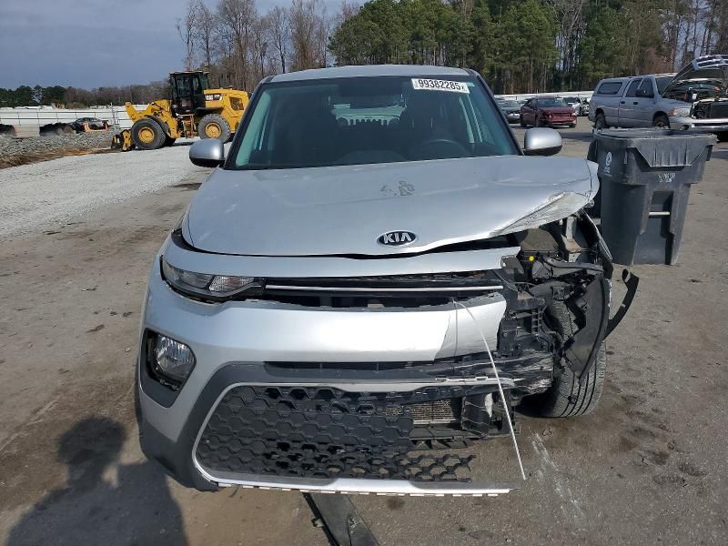 2020 KIA Soul lx
