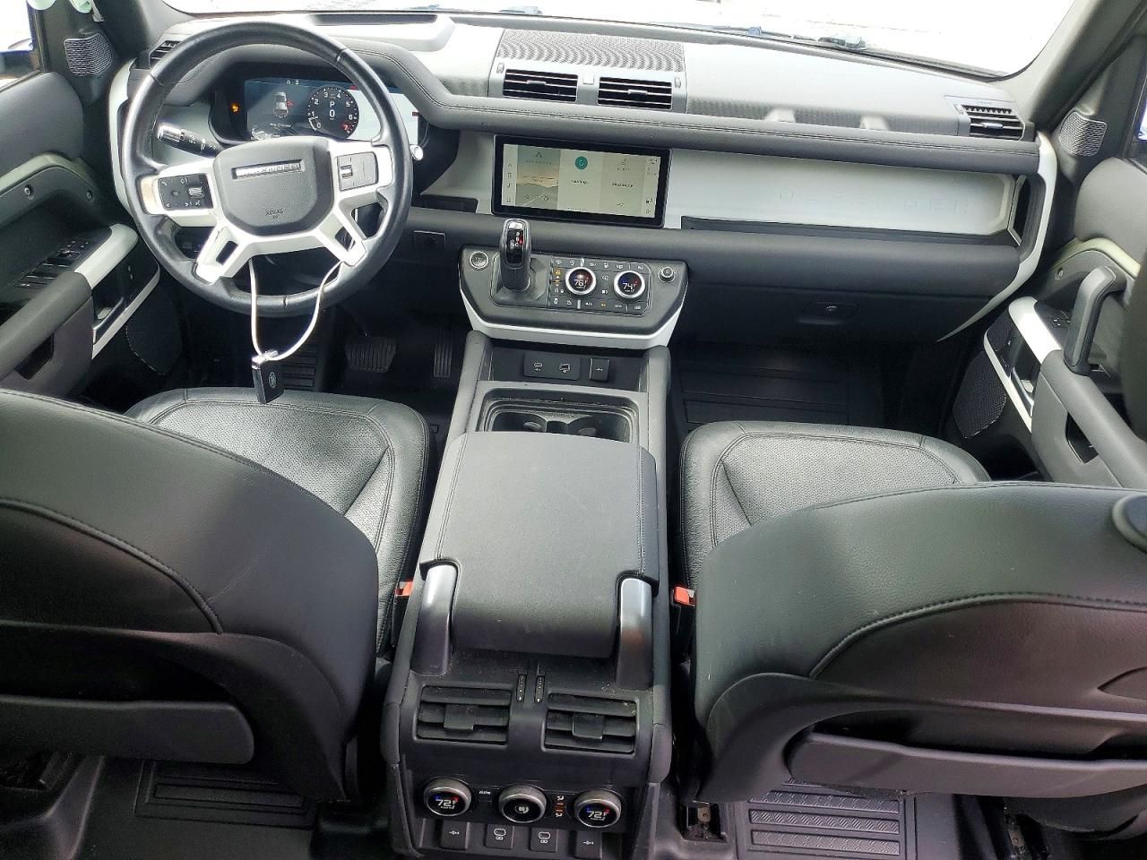 2022 Land Rover Defender 110 se