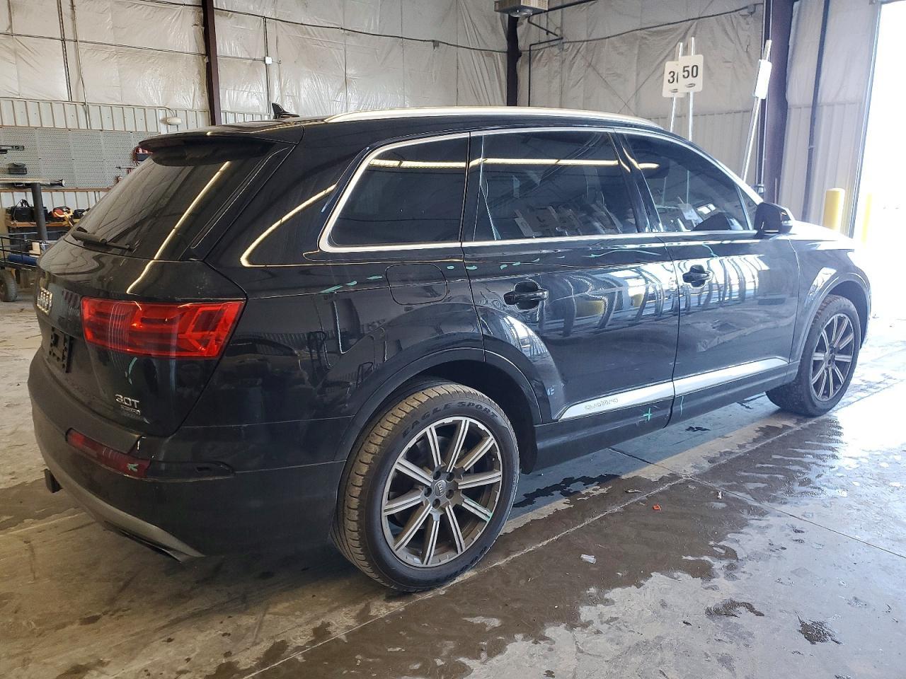 2017 Audi Q7 Premium Plus