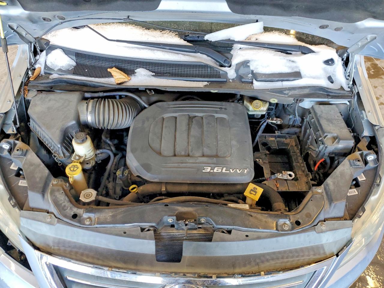 2012 Volkswagen Routan se