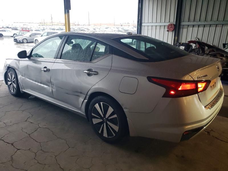 2021 Nissan Altima sv