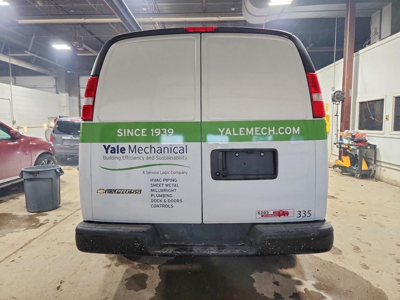 2025 Chevrolet Express G2500