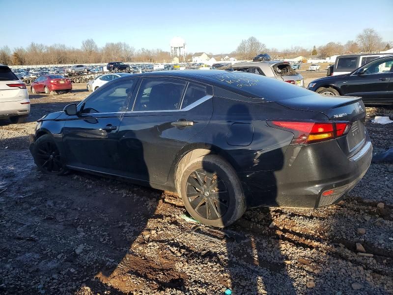 2020 Nissan Altima sv