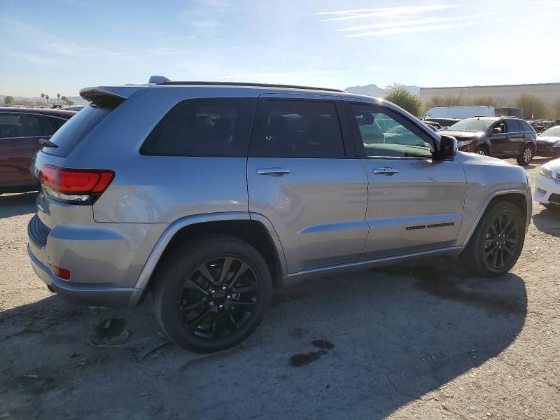 2020 Jeep Grand Cherokee Laredo