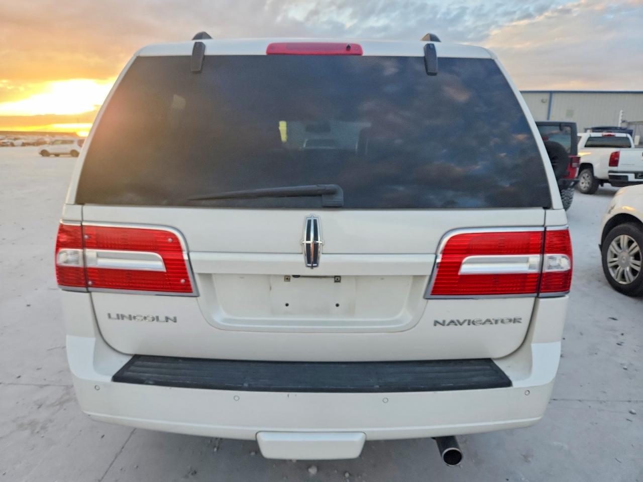 2012 Lincoln Navigator