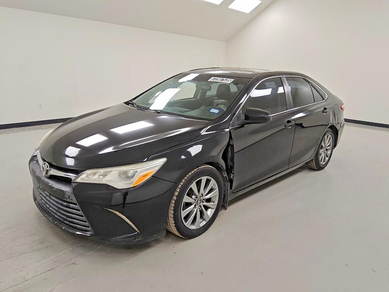 2016 Toyota Camry xse
