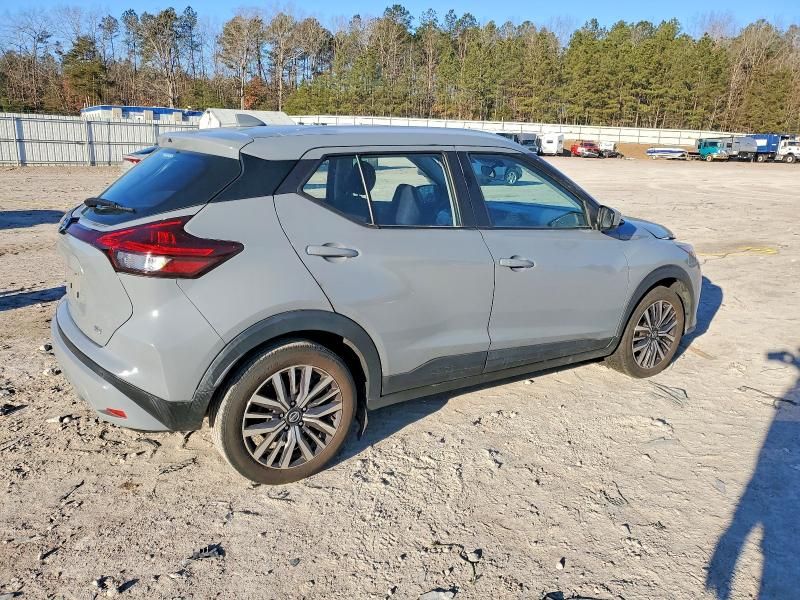 2021 Nissan Kicks sv