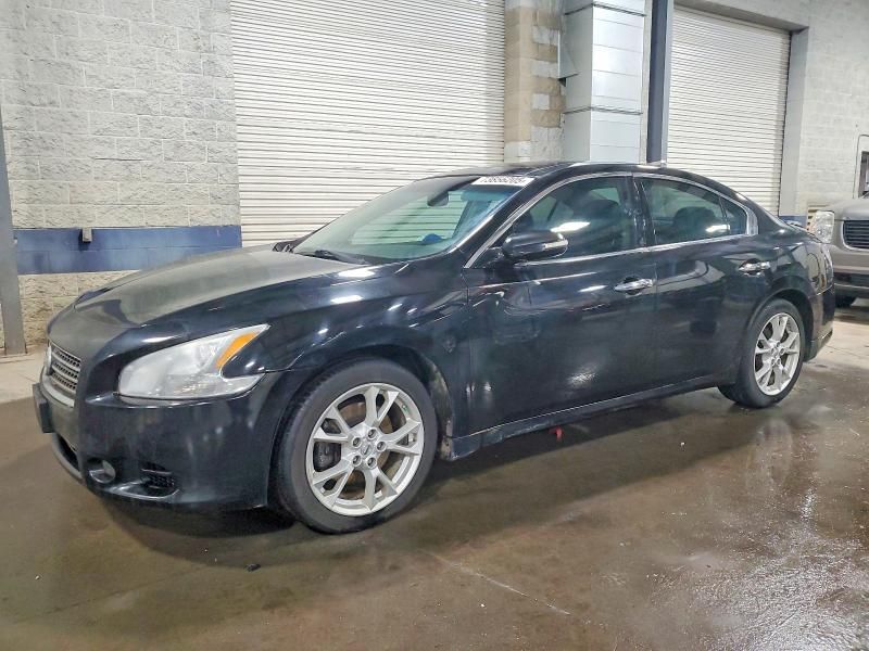 2013 Nissan Maxima s
