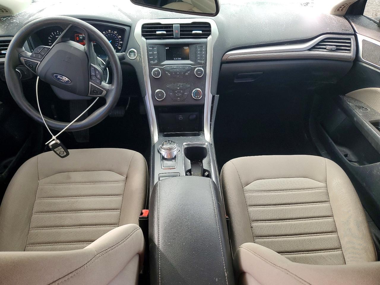 2019 Ford Fusion s