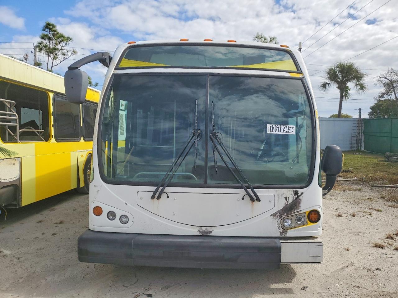 2011 El Dorado 2011 Eldorado Transit Bus