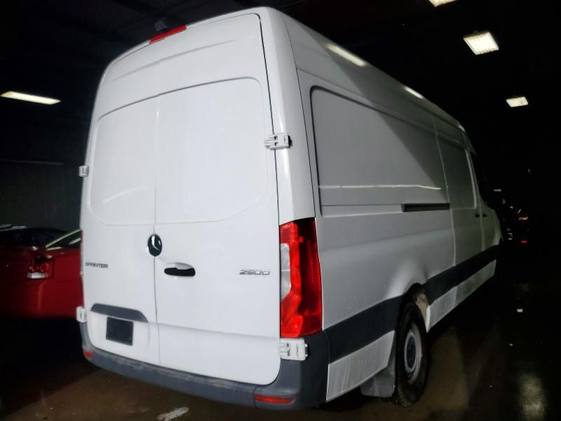 2022 Mercedes-Benz Sprinter 2500