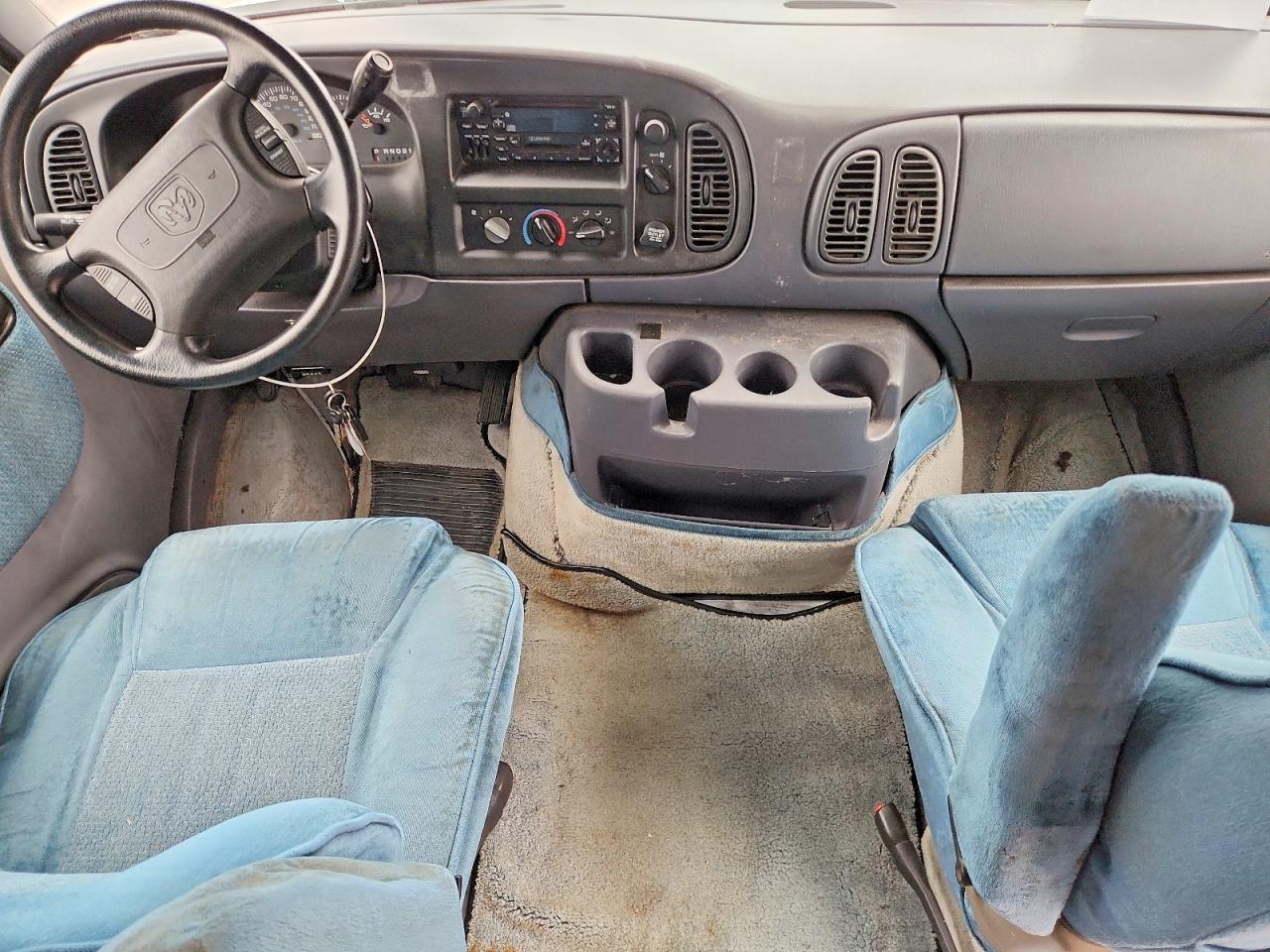 1998 Dodge RAM Van B2500
