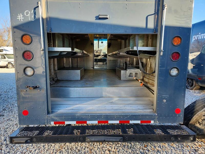 2020 Ford Commercial Chassis Delivery Truck