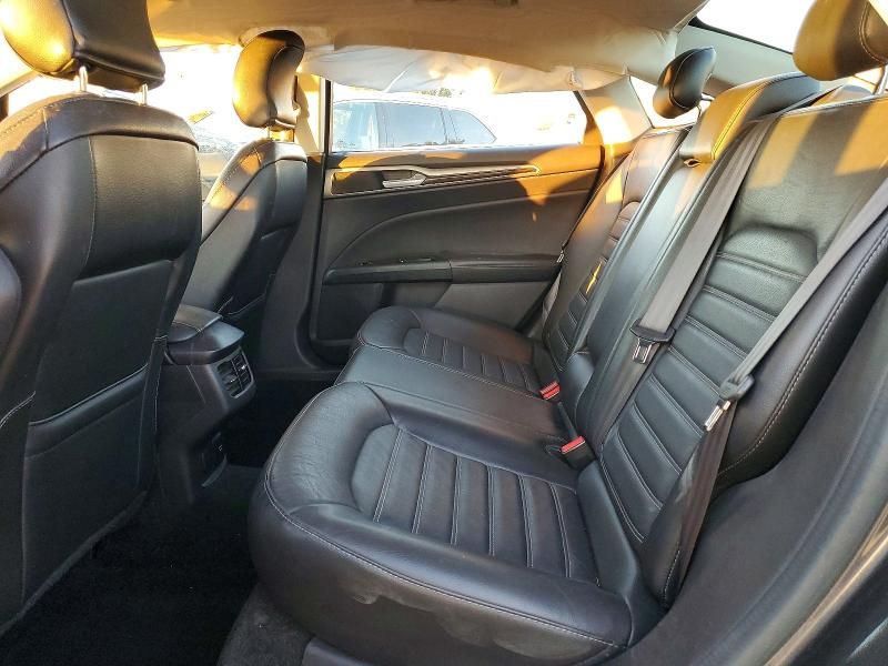 2016 Ford Fusion se Phev