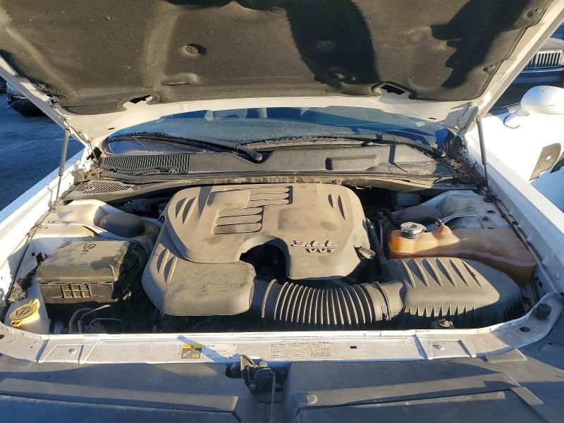 2013 Dodge Challenger sxt