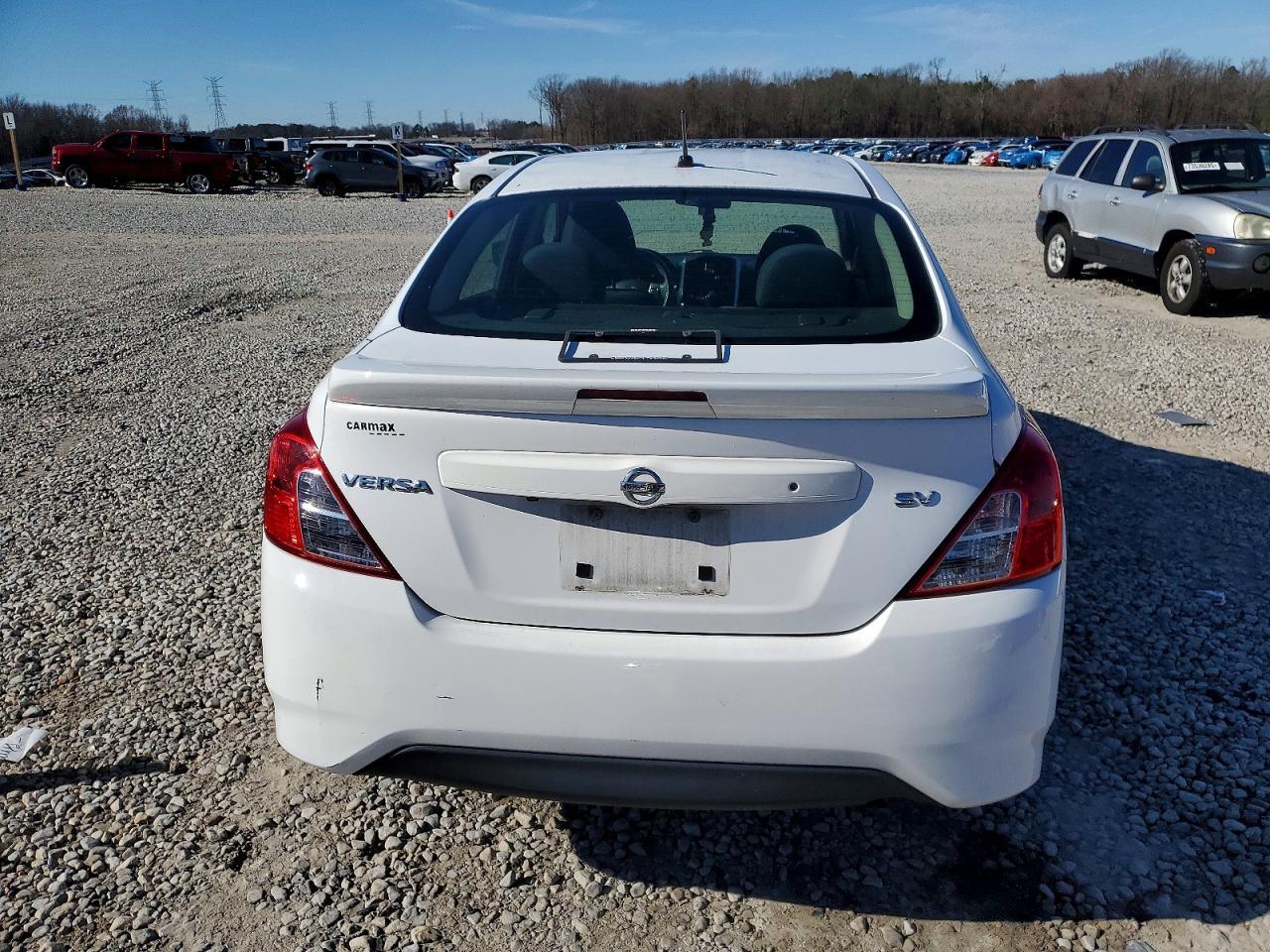 2019 Nissan Versa s
