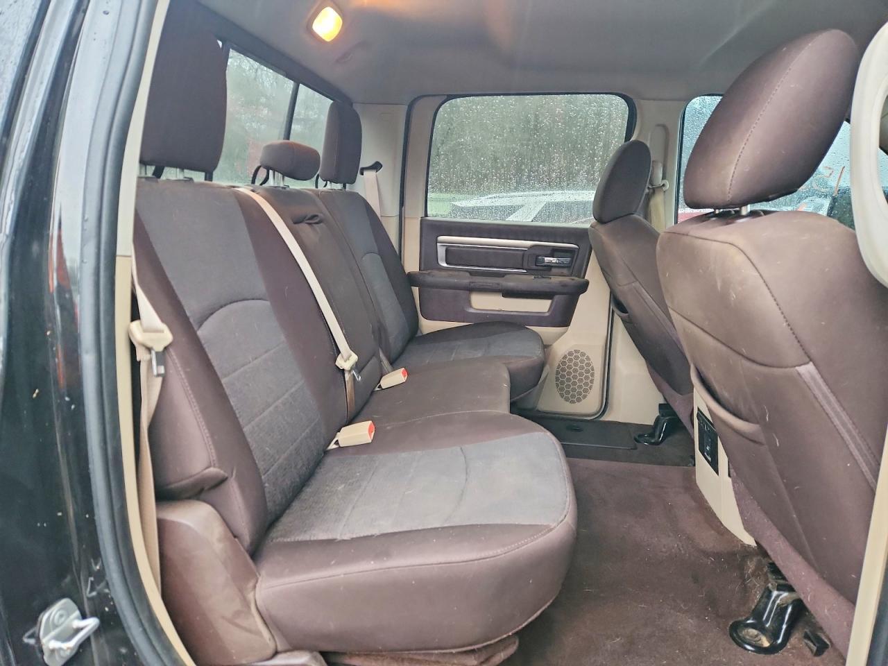 2016 Dodge RAM 1500 SLT