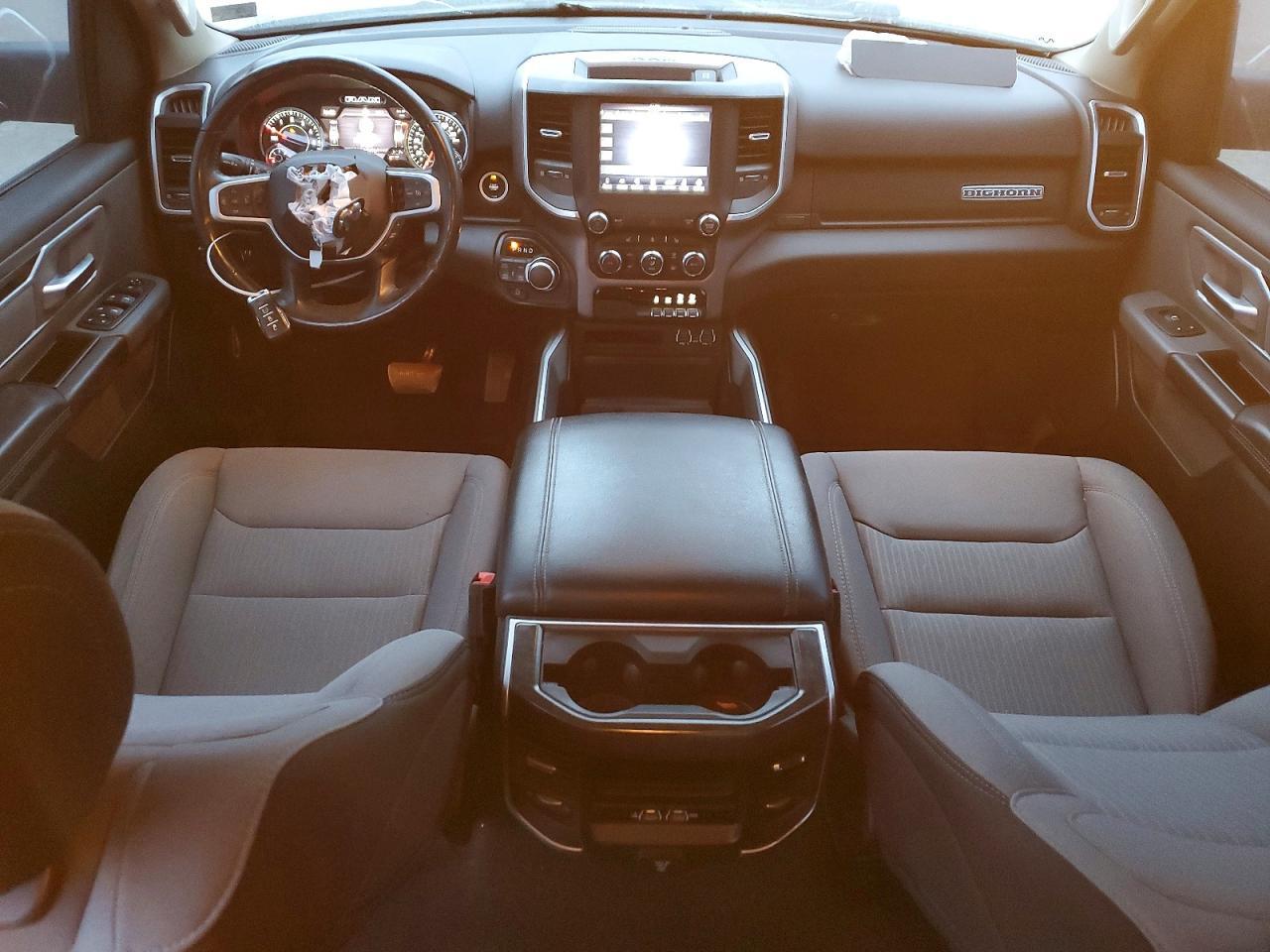 2020 Dodge Ram 1500 big Horn/lone Star