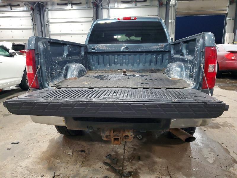 2011 Chevrolet Silverado K3500 lt