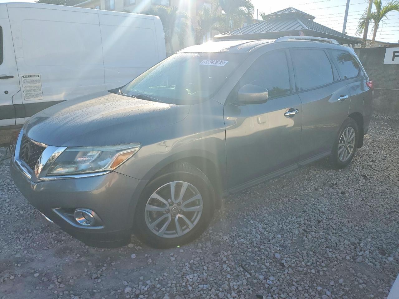 2016 Nissan Pathfinder s