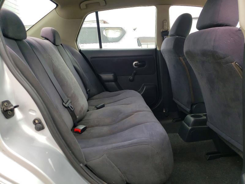 2009 Nissan Versa s